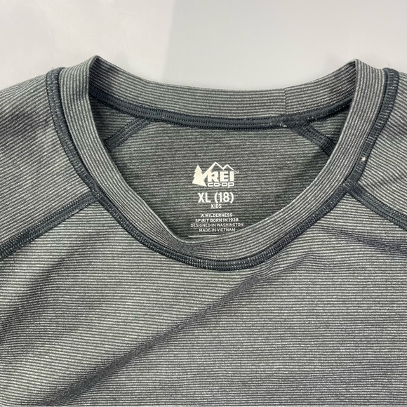 REI Boy’s shirt size XL - Picture 3 of 3